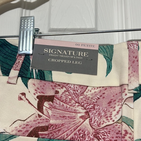 NWOT Ann Taylor Pants - Picture 4 of 4